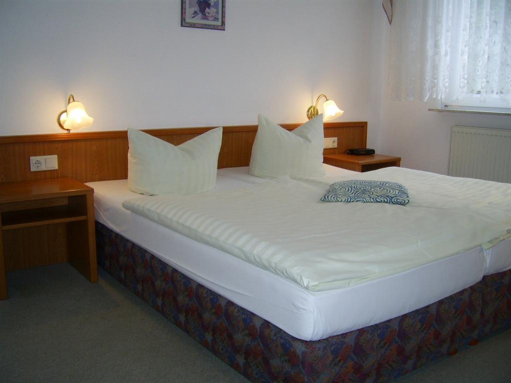 Hotel Kirchner Tharandt Δωμάτιο φωτογραφία